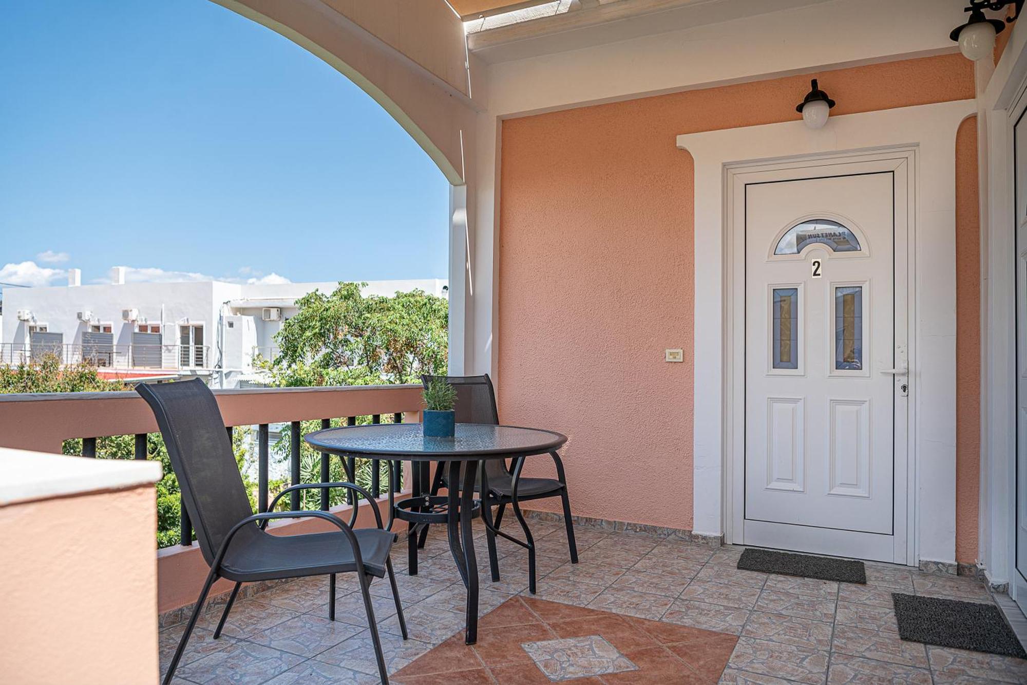 Elena Seafront Luxury Apartments Almyrida  Ruang foto